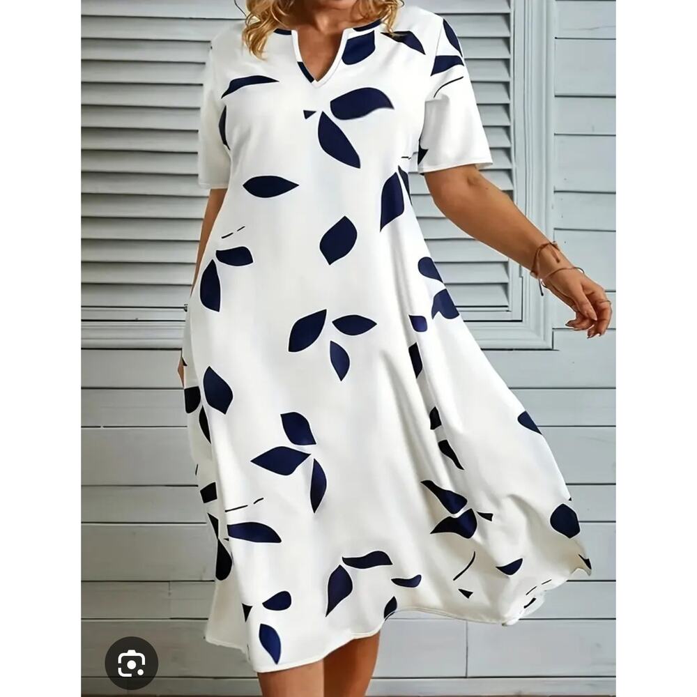 Nora Cora Women’s Size M Dress 3/4 Sleeve Maxi White Blue Leaf Design NWT